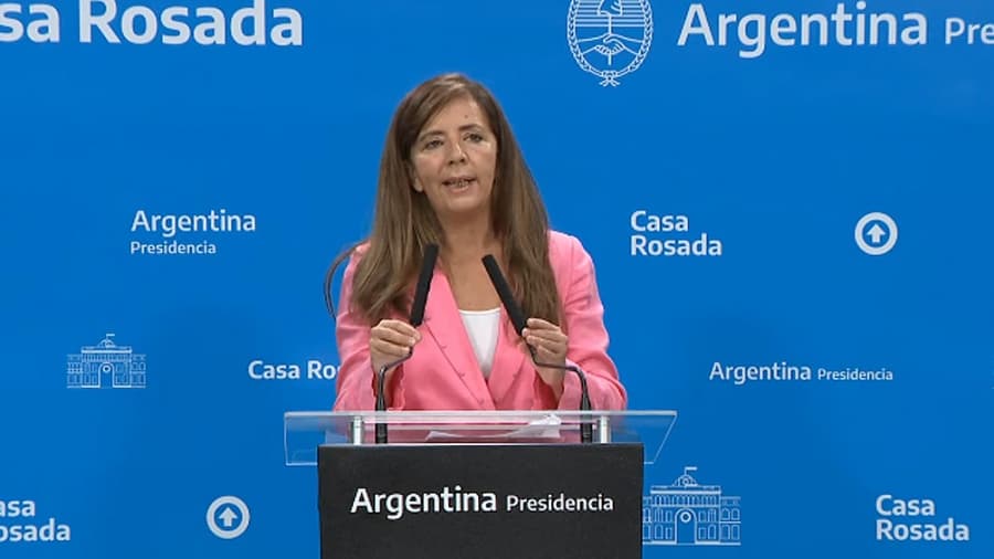 FERNÁNDEZ NO DESCARTA APOYAR A UN CANDIDATO